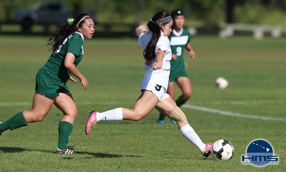 Mid-Pacific vs Pac-Five in girls soccer