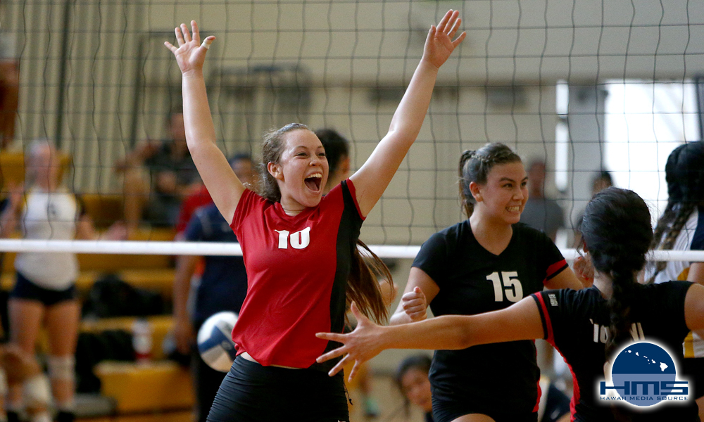 Iolani defeats Punahou in girls varsity volleyball