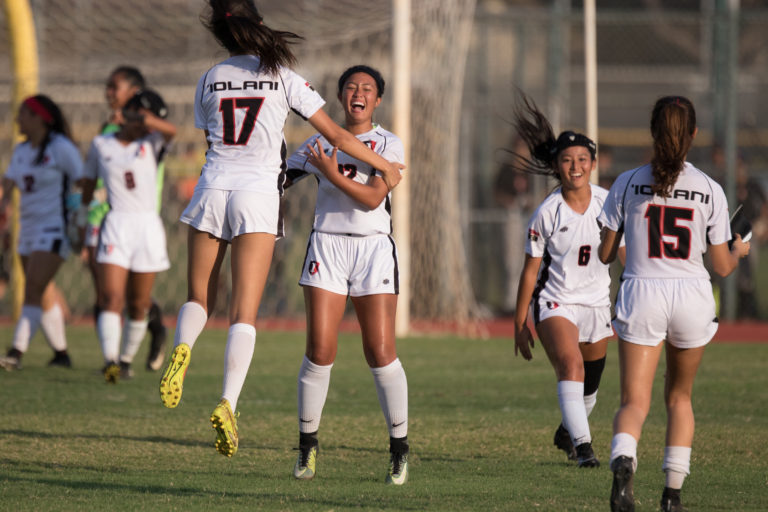 Iolani def. Punahou for state soccer tournament berth